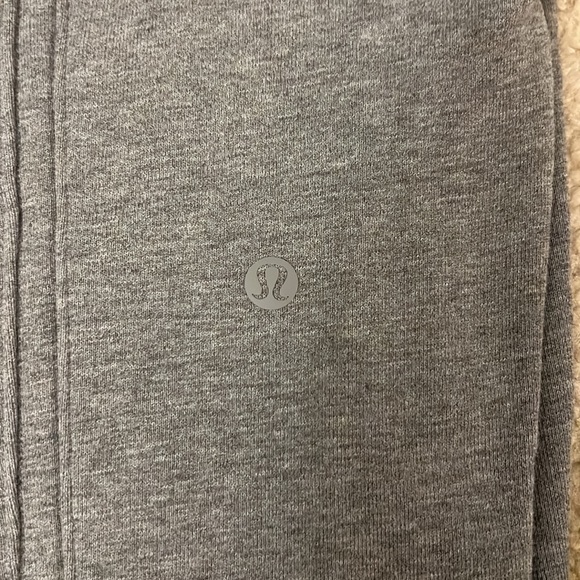LULULEMON MID RISE GRAY SWEATS - Picture 3 of 4